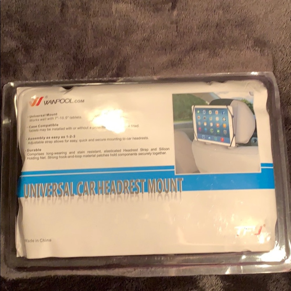 Universal Car Headrest Mount